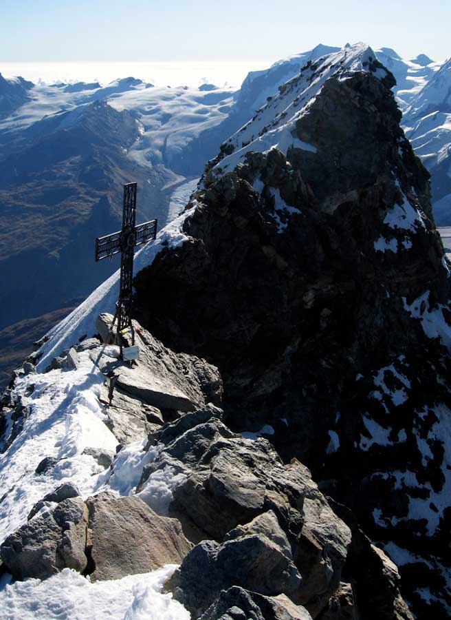 Cervino 4478m per la cresta Hornli, via normale svizzera.